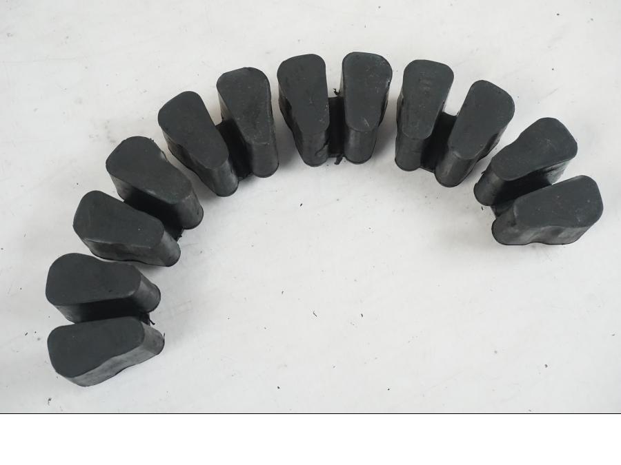 Framsidan på Ryckutjämnare från en Husqvarna 701 SUPERMOTO ABS -2016 motorcykel.