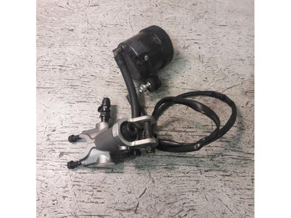 Framsidan på Bromshuvudcylinder från en Ducati Multistrada 1260 -2019 motorcykel.