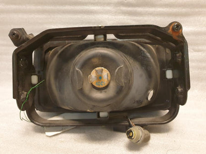 Snett nerifrån på Strålkastare från en Suzuki DR 800 S -1995 motorcykel.