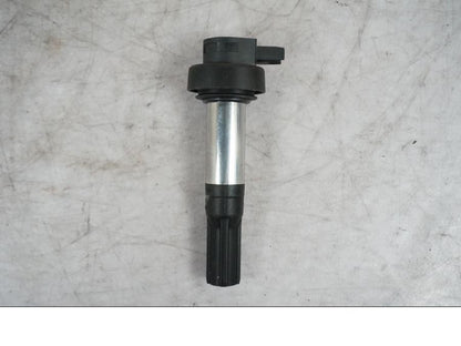 Framsidan på Tändspole från en BMW S 1000 XR -2019 motorcykel.