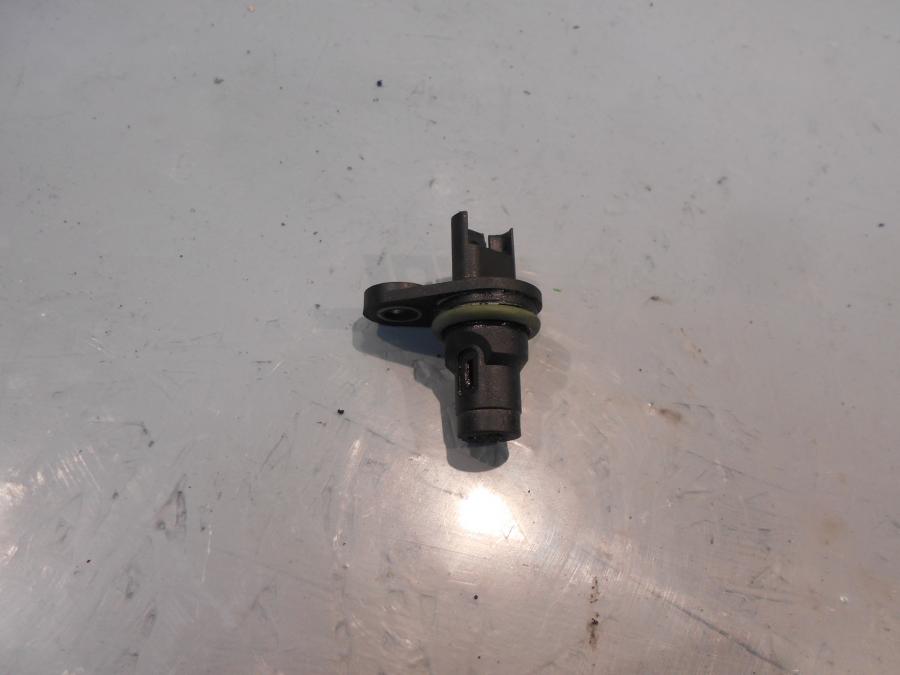 Framsidan på Kamaxelgivare från en BMW R 1200 GS -2014 motorcykel.