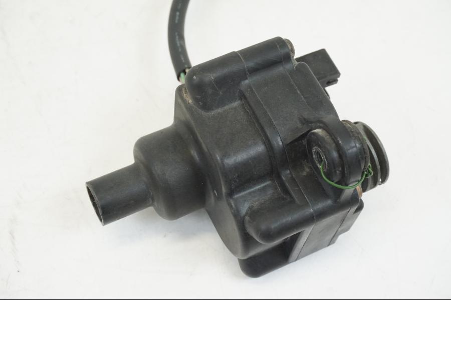 Snett uppifrån på Avgasspjällmotor från en Honda NSR 125 -1991 motorcykel.