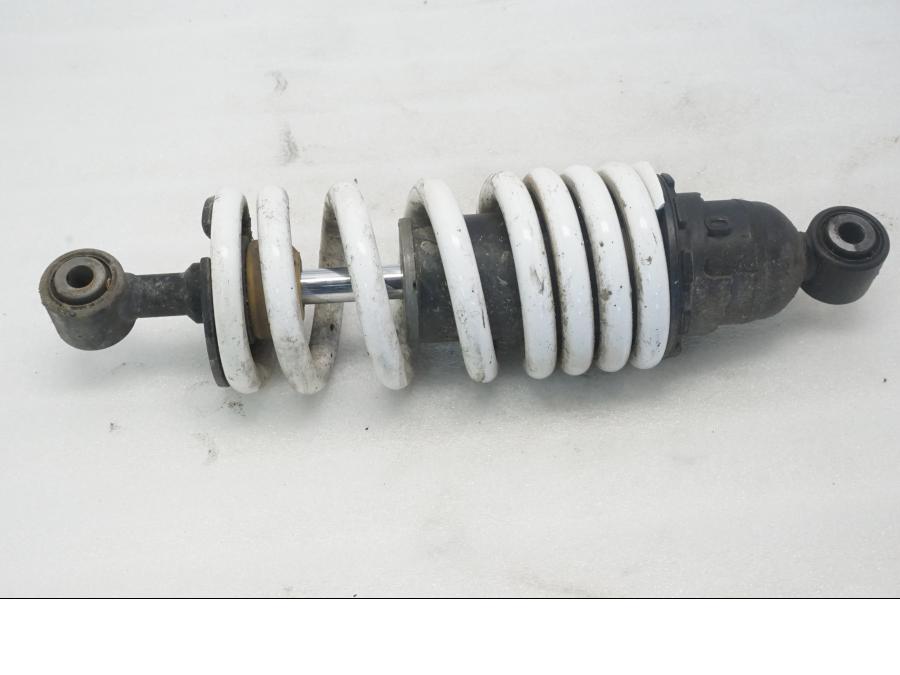 Framsidan på Stötdämpare från en KTM 125 Duke -2015 motorcykel.