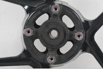 Extrabild3 på Fälg från en Kawasaki ER-6N ABS -2010 motorcykel.