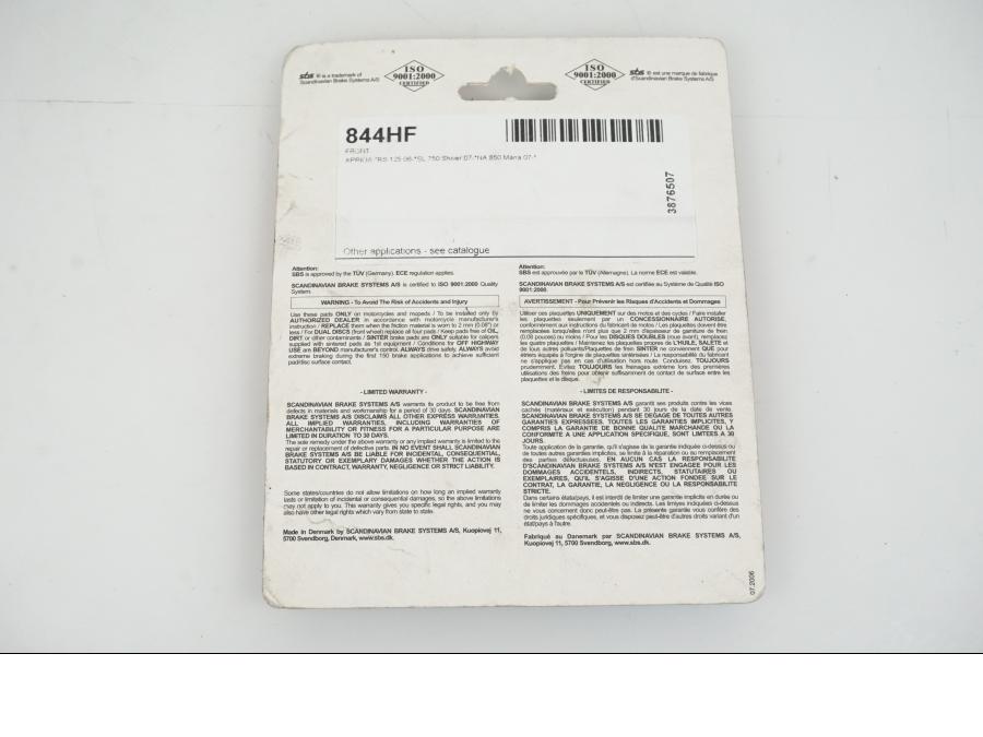 Baksidan på Bromsbelägg från en Aprilia RS 125 -2013 motorcykel.