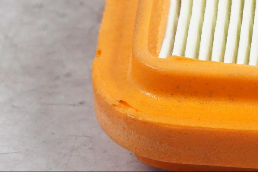 Höger sida på Luftfilter från en Ducati Multistrada V4 -2024 motorcykel.