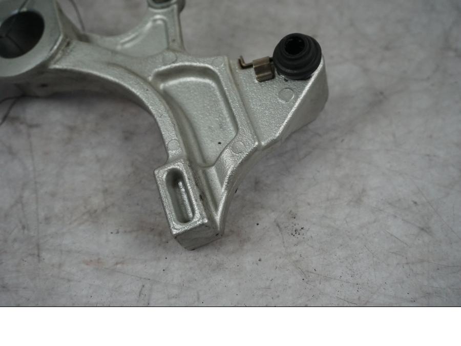 Snett uppifrån på Bromsoksfäste från en Honda CBR 1000 RR -2007 motorcykel.