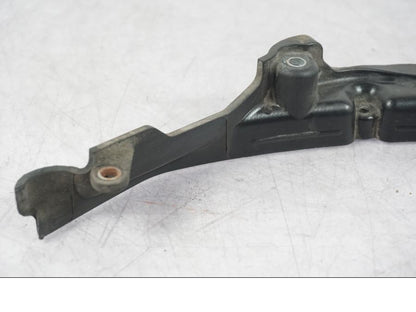 Vänster sida på Generatorkåpa från en BMW R 1200 GS -2005 motorcykel.