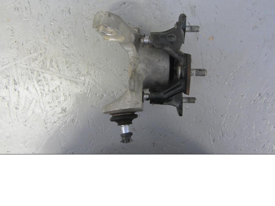 Baksidan på Spindel från en Suzuki LTA 750 XP E -2009 motorcykel.