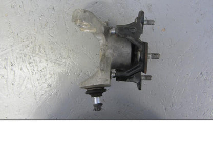 Baksidan på Spindel från en Suzuki LTA 750 XP E -2009 motorcykel.