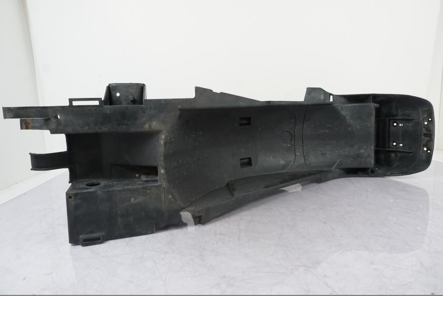 Extrabild4 på Undertail från en Yamaha XJ 900 -1997 motorcykel.