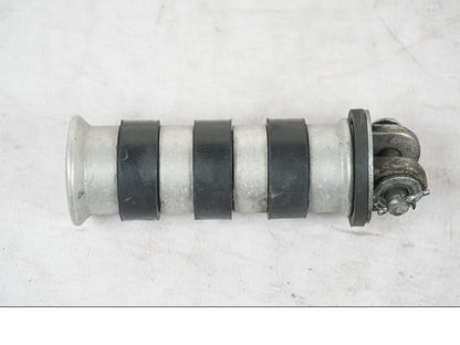 Framsidan på Fotpinne från en Honda VT 600 C -1998 motorcykel.