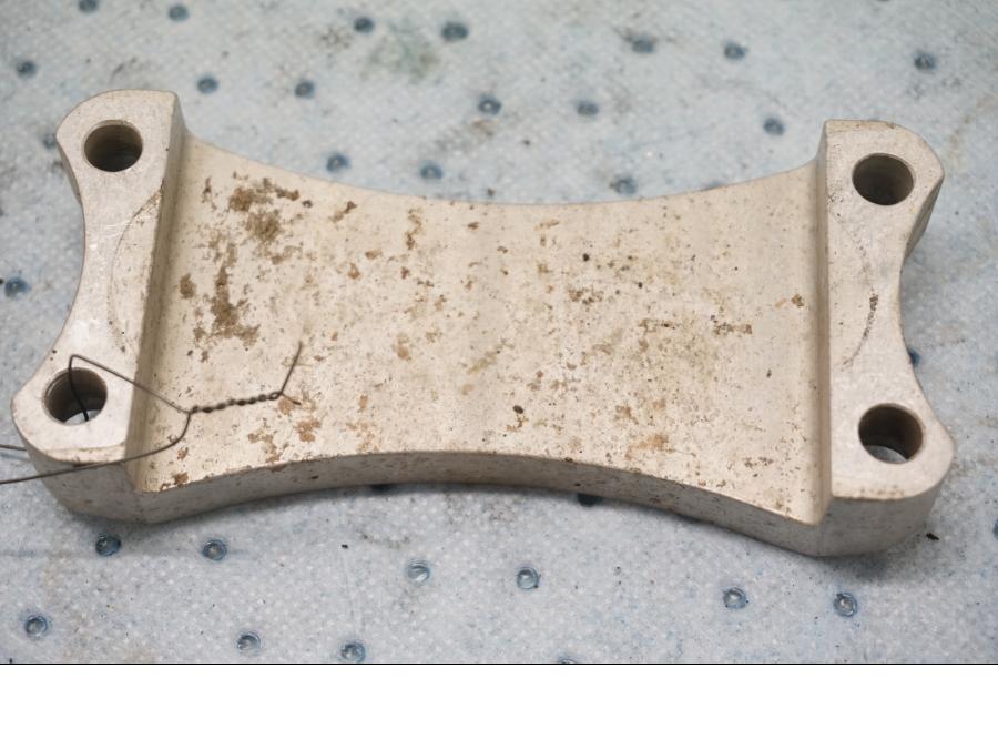 Baksidan på Gaffelbrygga från en BMW F 650 GS -2001 motorcykel.