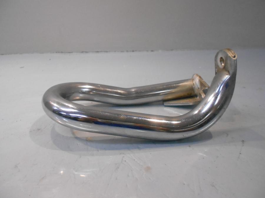 Höger sida på Fotpinnehälskydd från en Honda GL 1800 -2001 motorcykel.