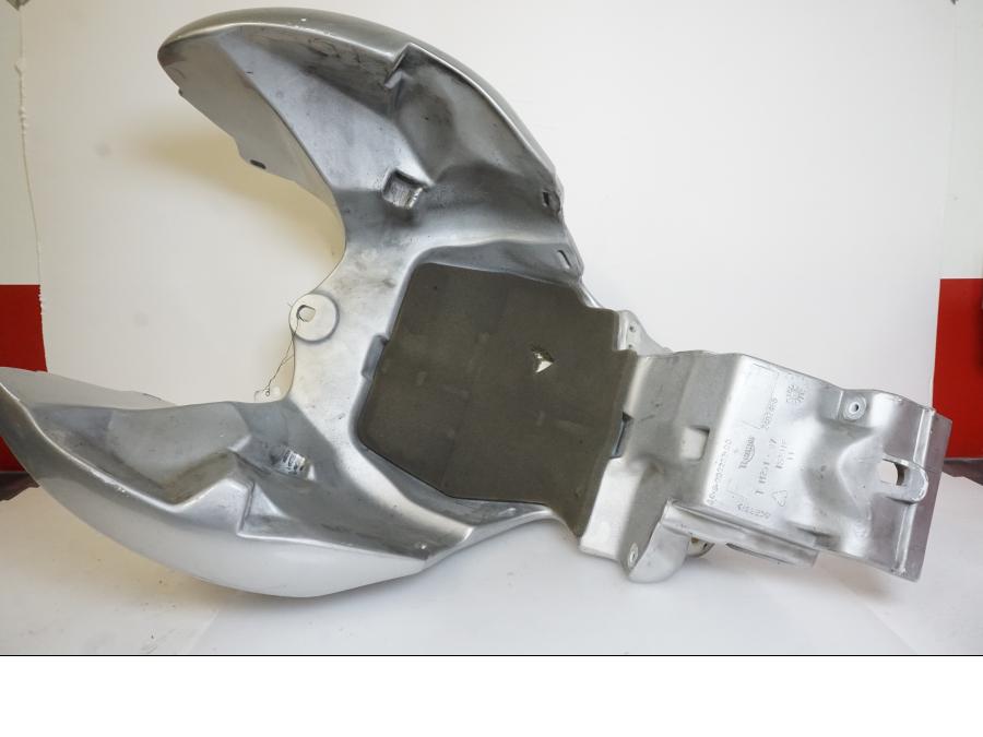 Extrabild5 på Bensintank från en Triumph Tiger -2001 motorcykel.