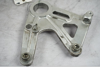 Framsidan på Bromsoksfäste från en Ducati 899 Panigale -2015 motorcykel.