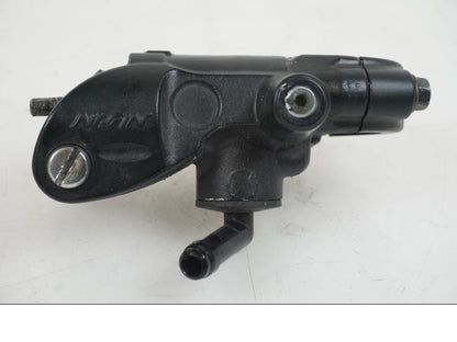 Snett nerifrån på Bromshuvudcylinder från en Suzuki GSX-R 1000 -2007 motorcykel.