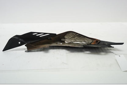 Baksidan på Bakvinge från en Aprilia SL 750 Shiver -2008 motorcykel.