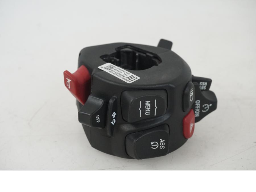 Framsidan på Styrelreglage från en BMW F 750 GS -2019 motorcykel.