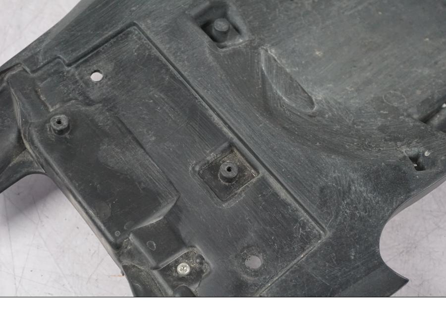 Extrabild4 på Undertail från en BMW R 1200 GS -2005 motorcykel.