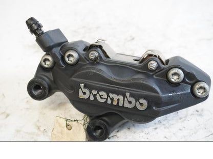 Framsidan på Bromsok från en BMW F 800 S -2007 motorcykel.