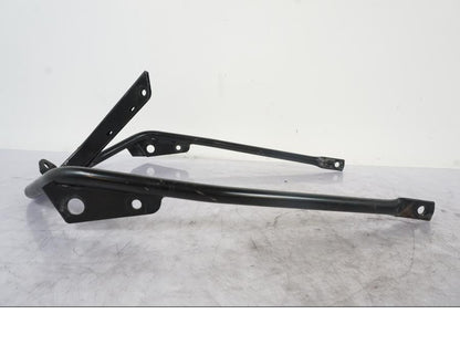 Höger sida på Toppkåpstag från en BMW R 1150 GS -2002 motorcykel.