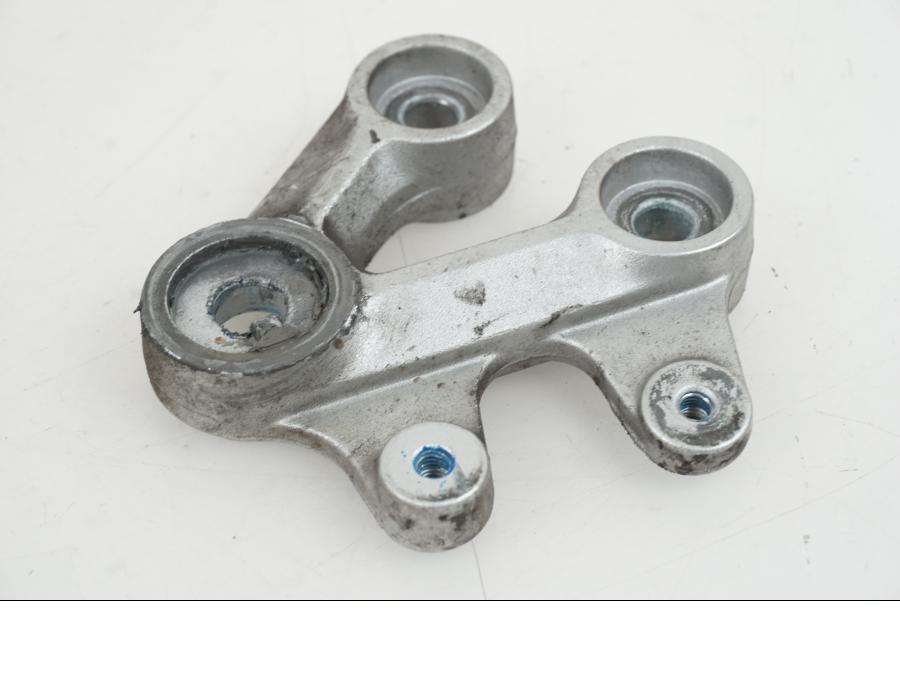 Höger sida på Fotpinnefäste från en Suzuki GSX-R 1000 -2007 motorcykel.