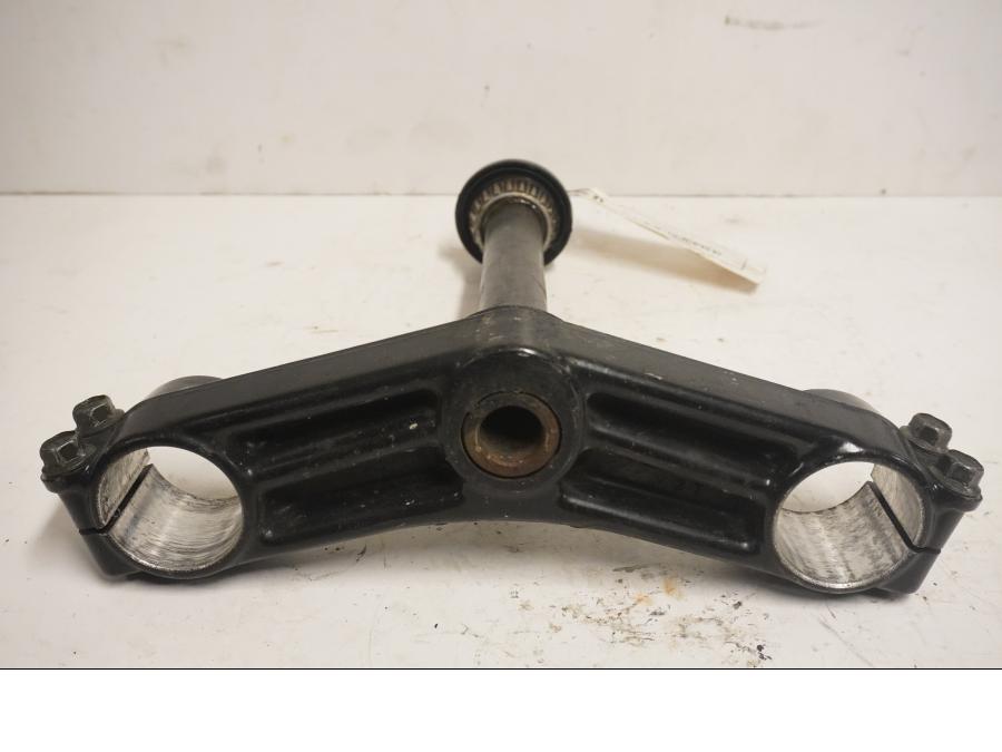 Baksidan på Gaffelkrona från en Kawasaki ZR-X 1200 S -2001 motorcykel.