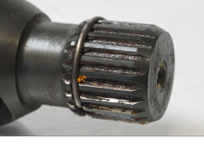 Extrabild3 på <p>Kardanaxel från Triumph Tiger Explorer 2010.</p>

<p>Med låsring.</p> motorcykel.