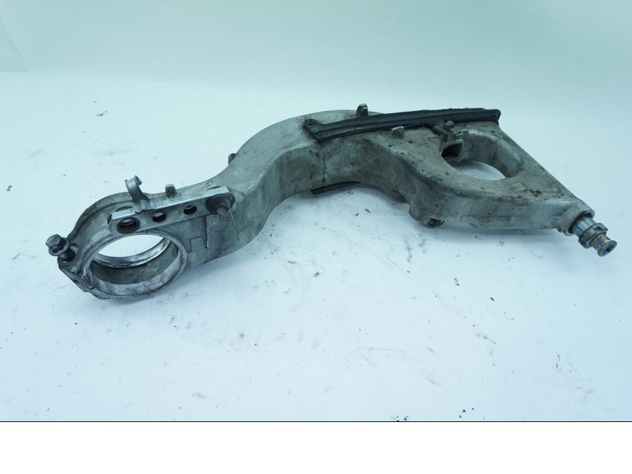 Vänster sida på Sving från en Honda VFR 750 -1992 motorcykel.