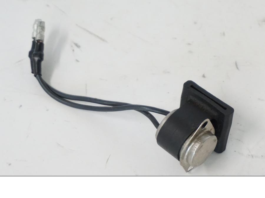 Vänster sida på Diod från en Yamaha XV 535 -1995 motorcykel.