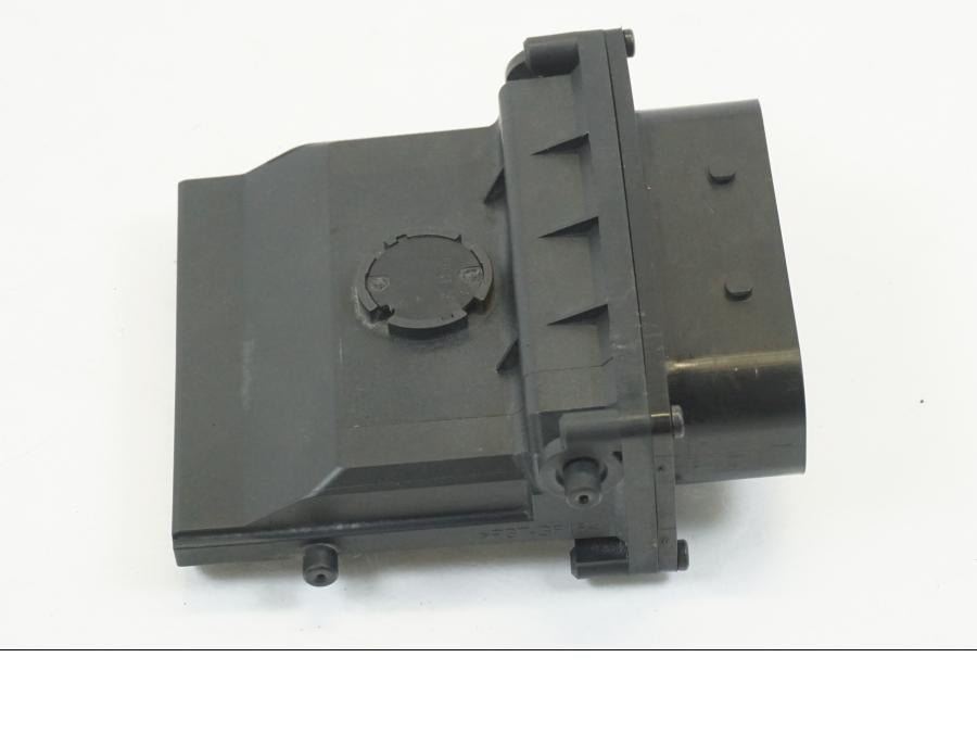 Baksidan på ESA Control Unit från en BMW R 1200 GS -2018 motorcykel.