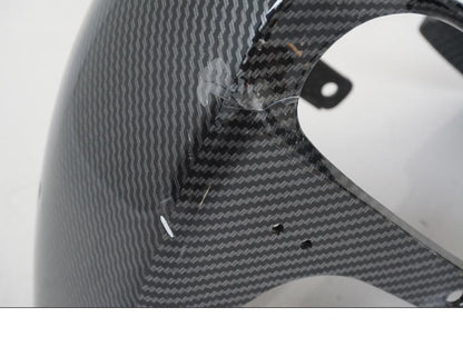 Snett nerifrån på Framskärm från en Suzuki GSX-R 1000 -2007 motorcykel.