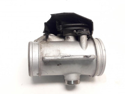 Höger sida på Spjällhus från en BMW R 1200 GS -2006 motorcykel.