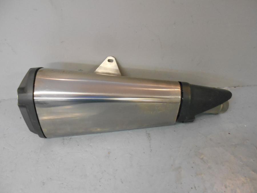 Framsidan på Ljuddämpare från en Kawasaki ZX-10R -2014 motorcykel.