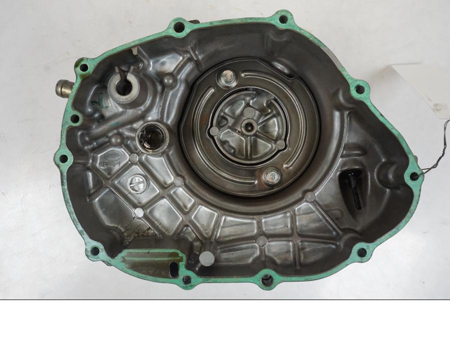 Extrabild2 på Kopplingskåpa från en Honda CBR 125 R -2006 motorcykel.