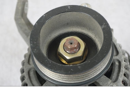 Extrabild2 på Generator från en BMW R 1200 GS -2005 motorcykel.