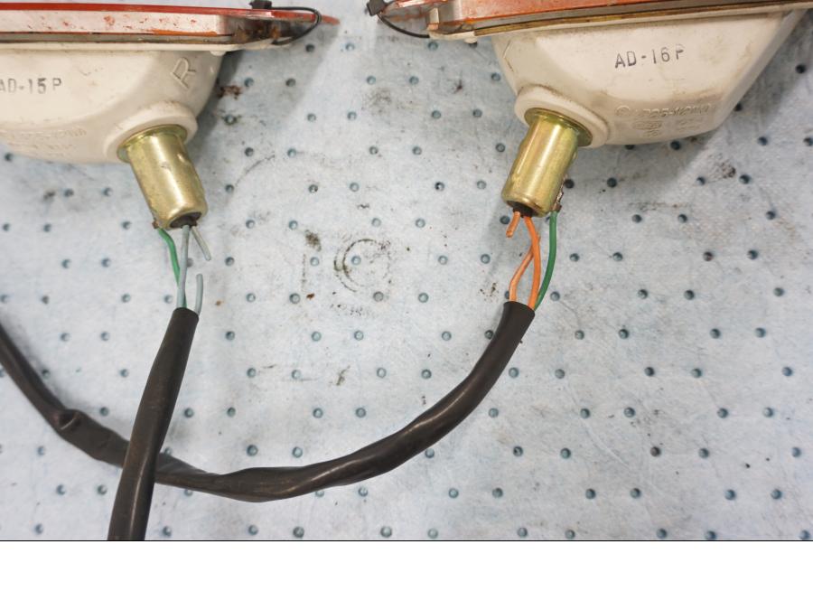 Höger sida på Blinkers från en Honda GL 1200 -1987 motorcykel.