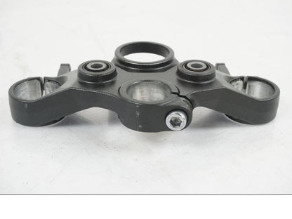 Baksidan på Gaffelkrona från en Yamaha MT-07 -2019 motorcykel.