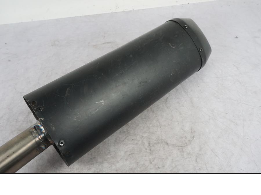 Framsidan på Ljuddämpare från en Yamaha YZF 1000 R1 -2005 motorcykel.