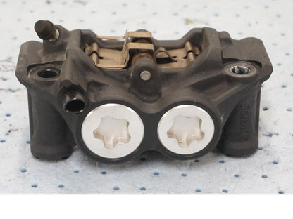 Framsidan på Bromsok från en Yamaha MT-09 Tracer -2019 motorcykel.