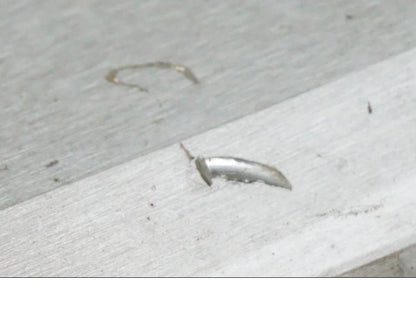 Snett nerifrån på Styrfäste från en Suzuki VZR 1800 -2009 motorcykel.