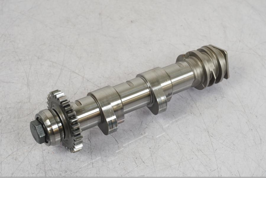 Framsidan på Kamaxel från en BMW R 1250 GS -2023 motorcykel.