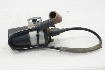 Baksidan på Tändspole från en BMW R 90 -1975 motorcykel.