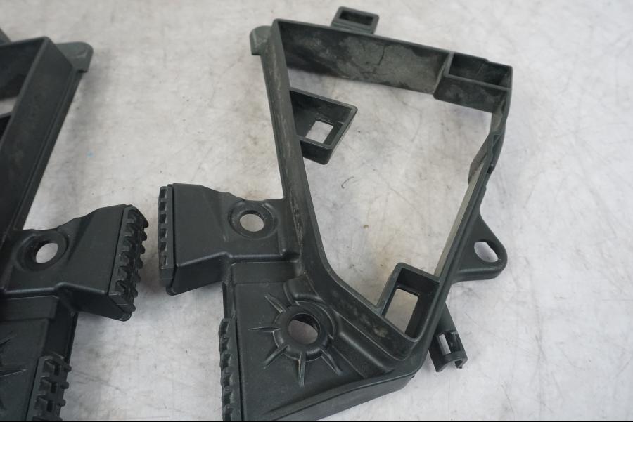 Baksidan på Sadelfäste från en KTM 1290 Super Adventure S -2022 motorcykel.