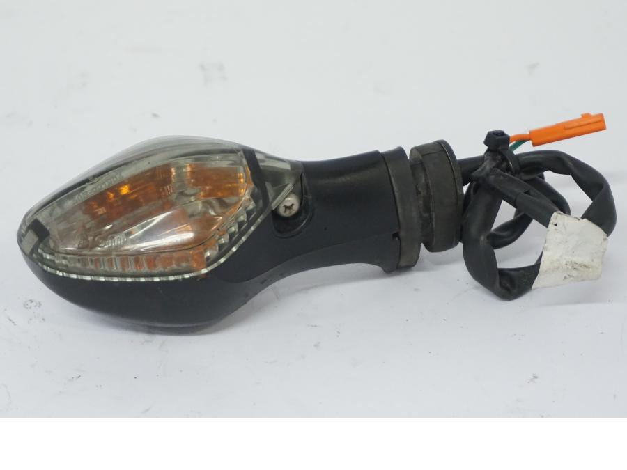 Baksidan på Blinkers från en Honda CB 500 X -2015 motorcykel.