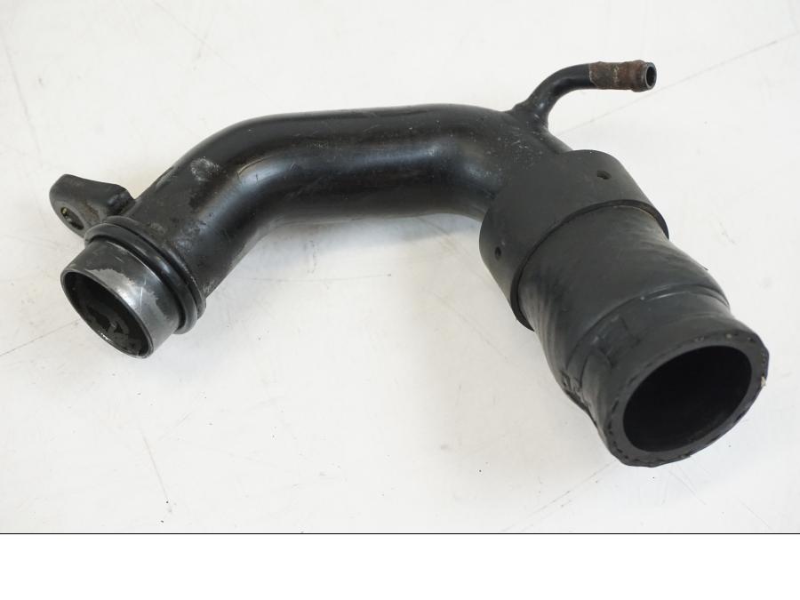 Extrabild1 på Vattenkyl Slang Set från en Yamaha YZF 1000 R1 -2009 motorcykel.