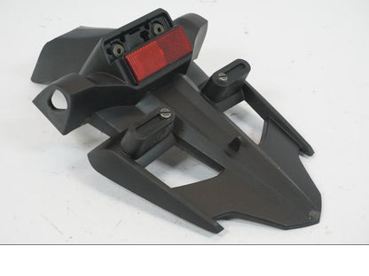 Framsidan på Skylthållare från en Yamaha YZF 1000 R1 -2007 motorcykel.