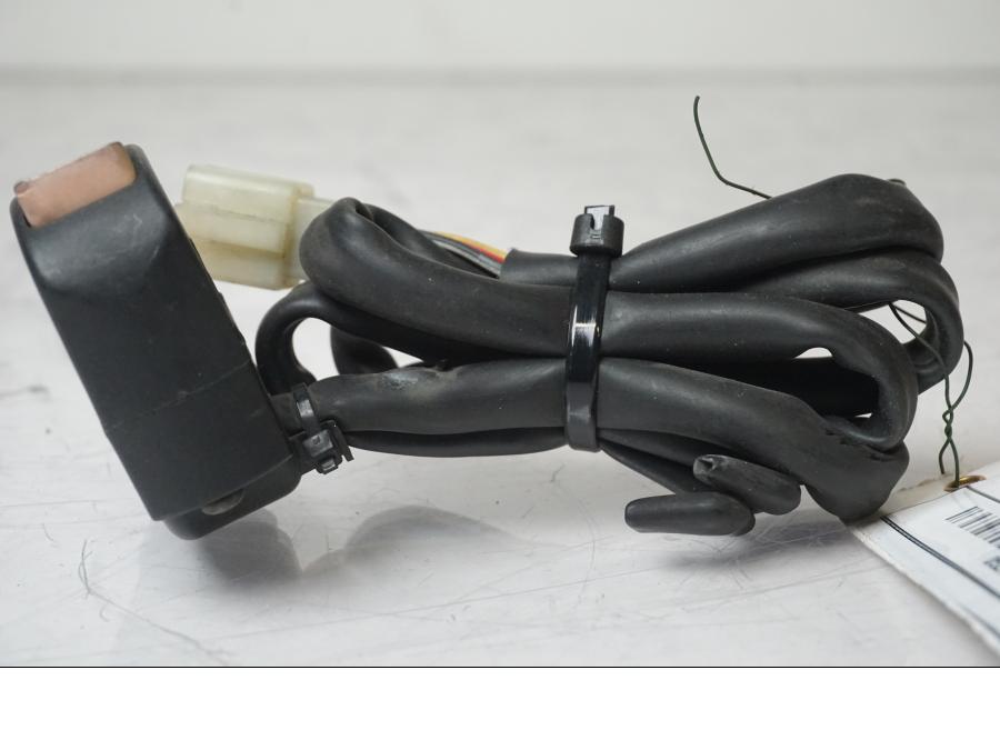 Vänster sida på Styrelreglage från en Honda XL 600 V -1997 motorcykel.