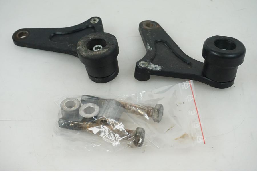 Framsidan på Kraschpuckar från en Honda CBR 1000 -2005 motorcykel.